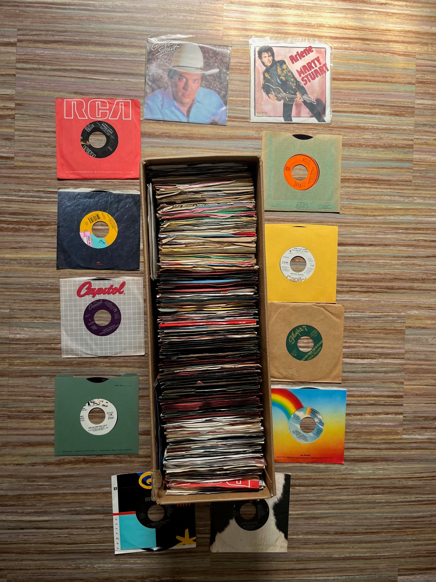 Box Lots of 225 7"s
