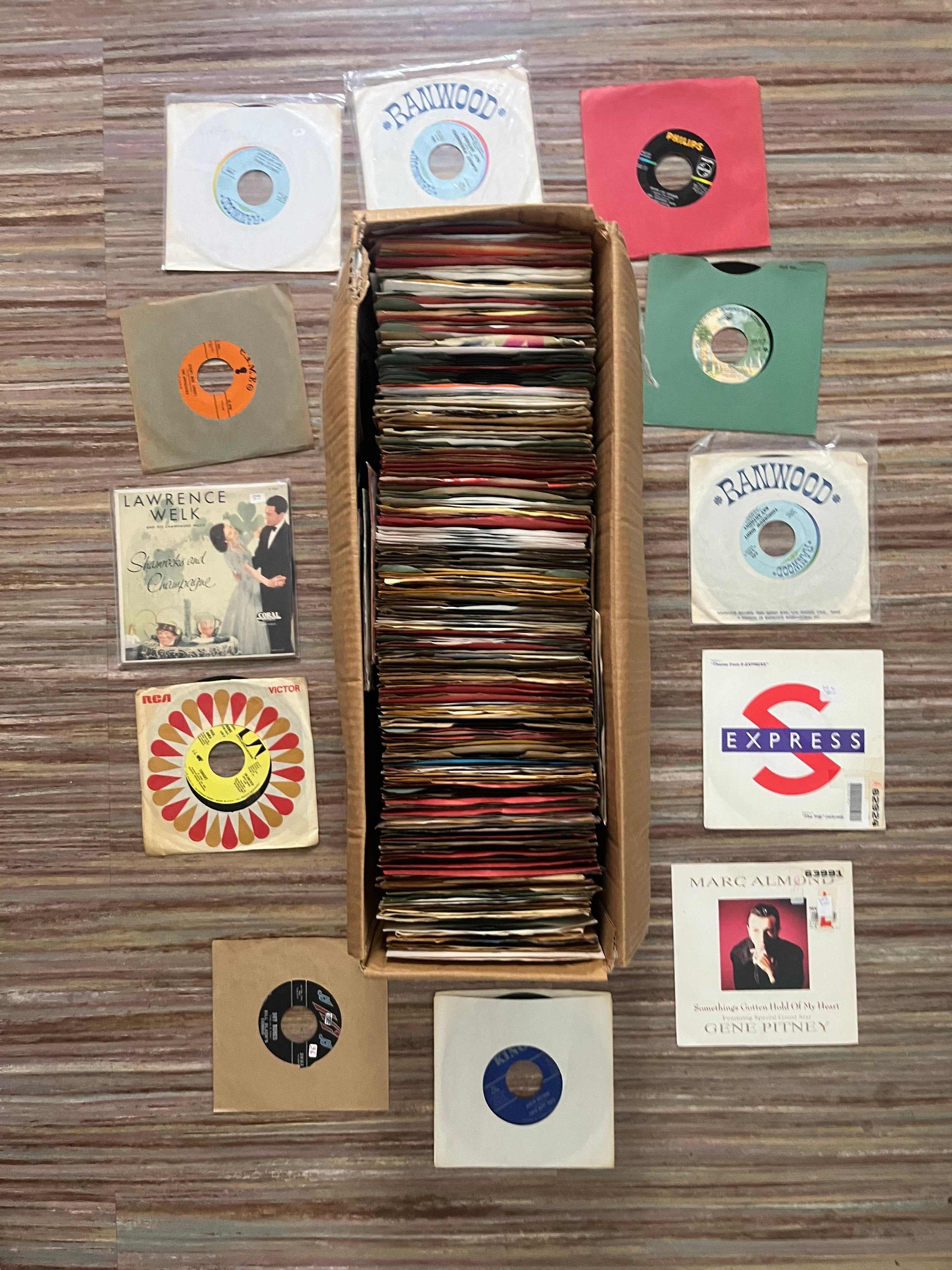 Box Lots of 225 7"s